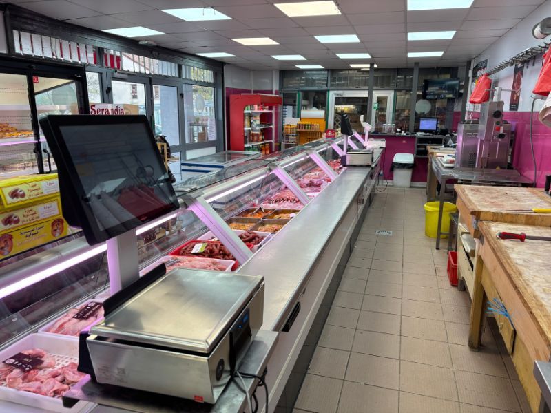 Équipement de balance poids/prix utilisé pour la vente en boucherie